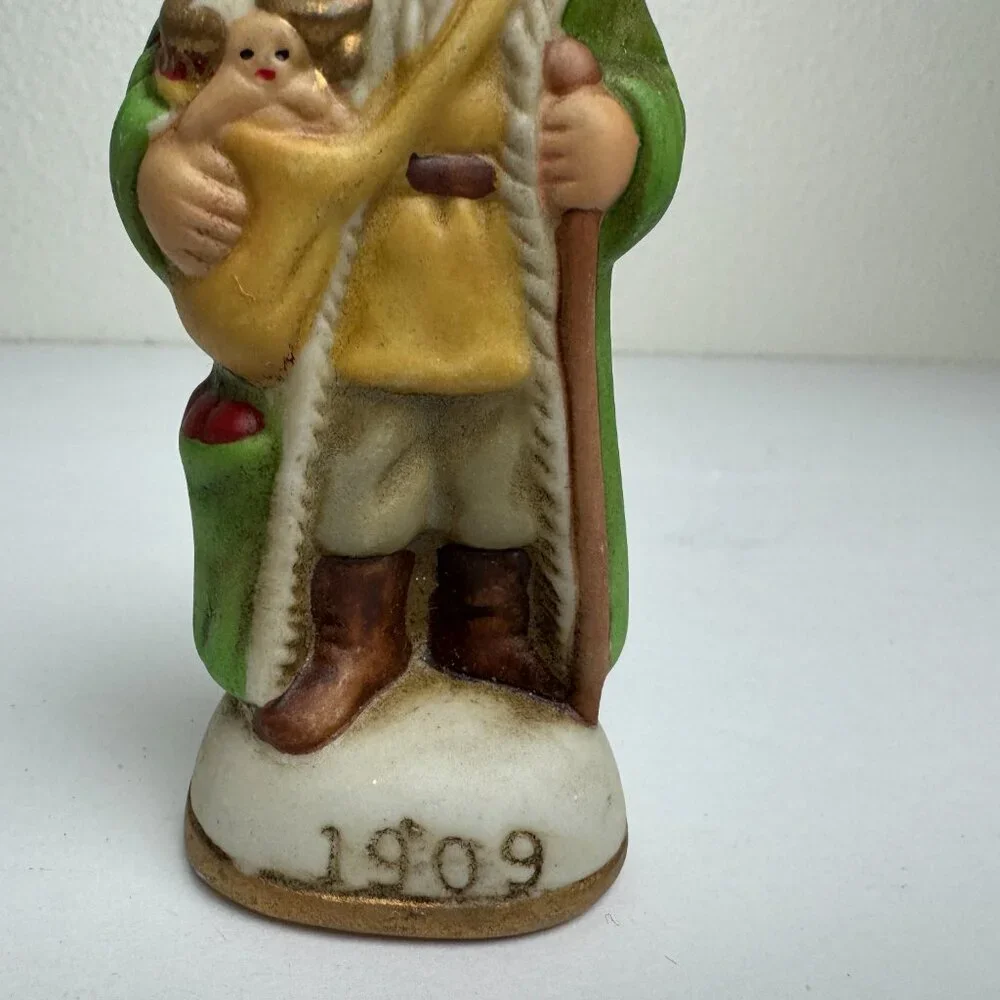 Vintage Christmas Tree Ornament Santa 1909s
